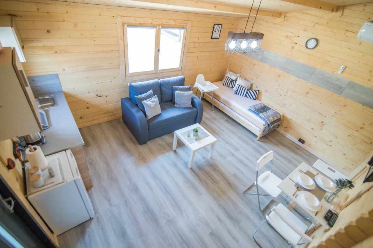 자토르 Familycamp 빌라 외부 사진
